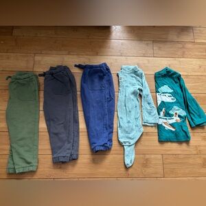 Cat and Jack baby bundle. Size 18 mo. 3 pants, 1 lg sleeve onesie, 1 lg sl T